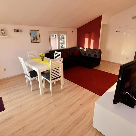 Bonaca Apartment Rtina Exterior photo