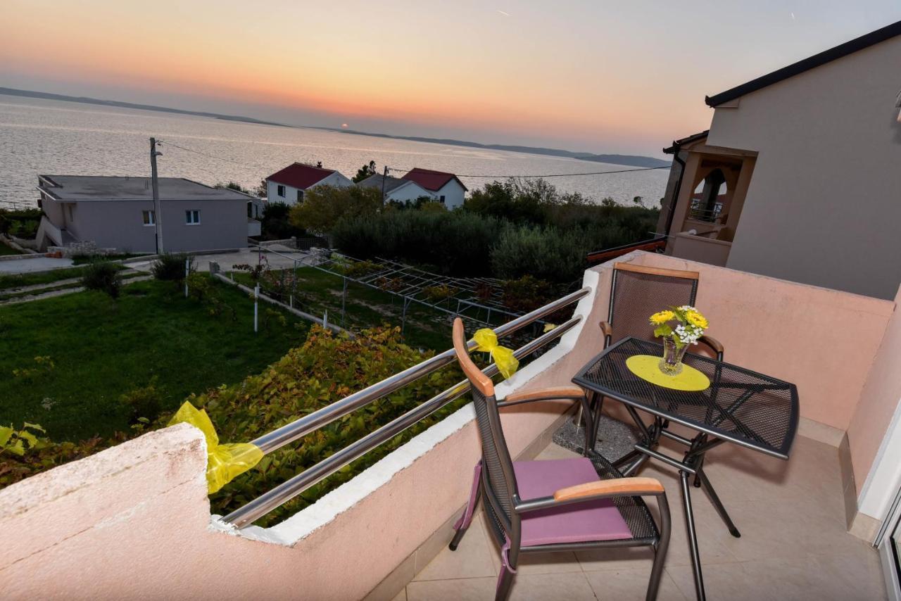 Bonaca Apartment Rtina Exterior photo