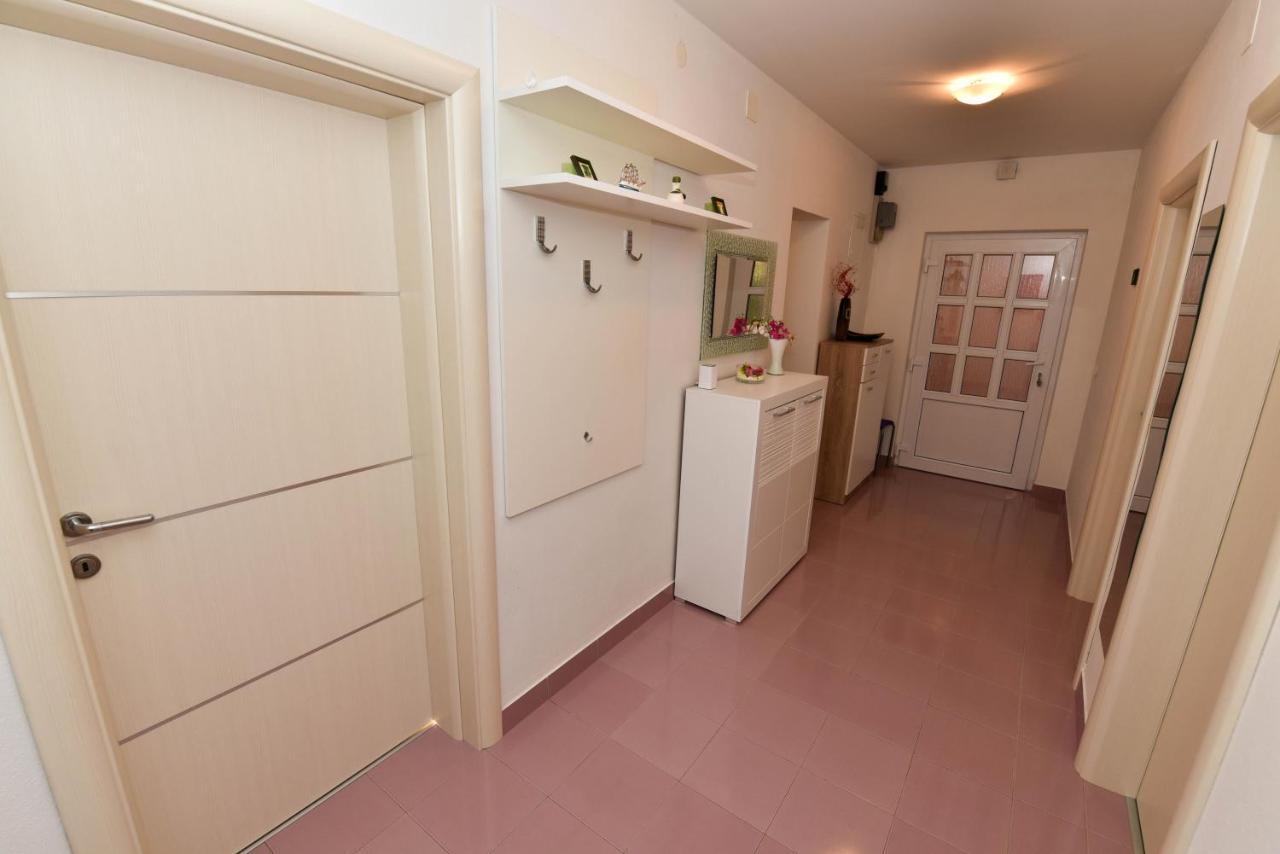 Bonaca Apartment Rtina Exterior photo