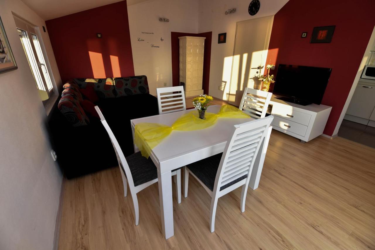 Bonaca Apartment Rtina Exterior photo